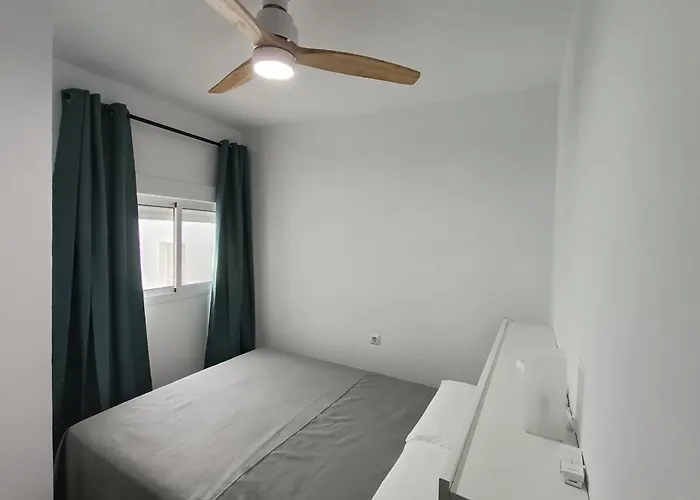 Trenzas Y Mar & Familias Кониль-де-ла-Фронтера